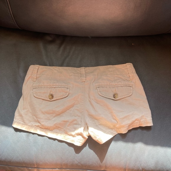 American Eagle Shorts - Picture 2 of 5